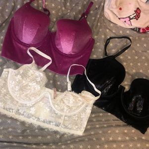 limited time offer 3 bras! Bundle deal! 36d